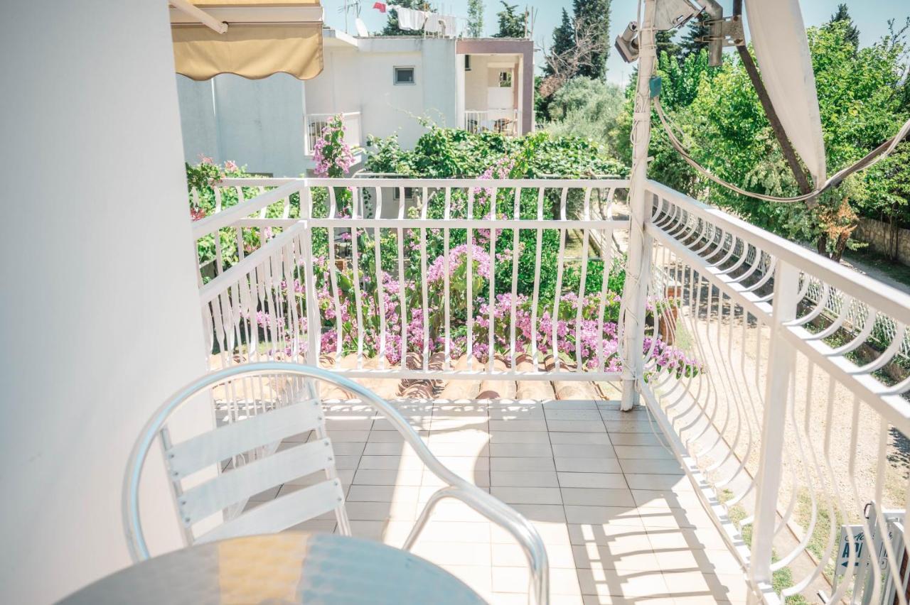 Vila Adriatik Ulcinj Bagian luar foto