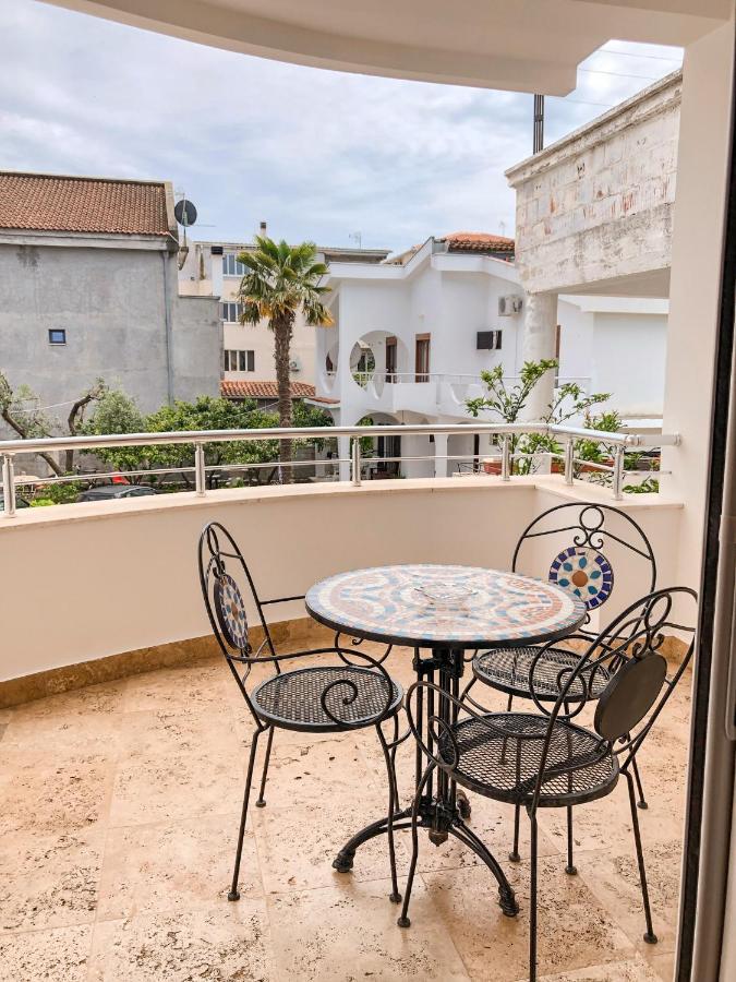 Vila Adriatik Ulcinj Bagian luar foto